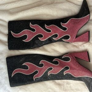 Gianni Bini Black and Pink Sparkle heeled boots